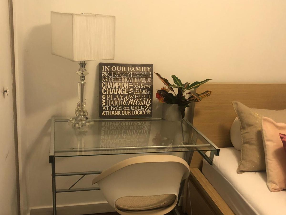 Quiet-Comfy 3 Bedroom Home On A Tree Lined Street In Kits Vancouver Luaran gambar